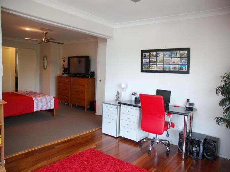 36 Majorca Cres, Varsity Lakes QLD 4227