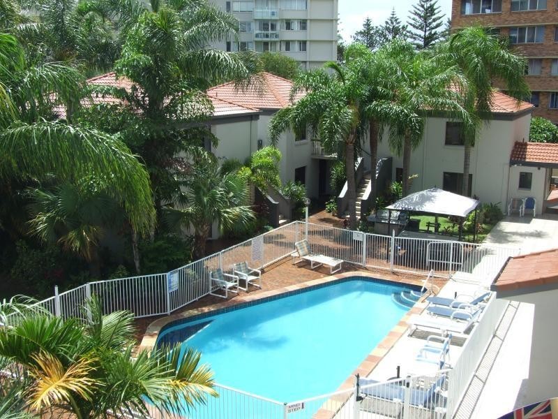 30/1849 Gold Coast Hwy, Burleigh Heads QLD 4220