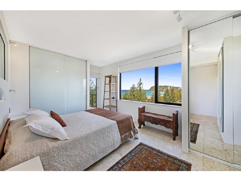 9/164 The Esplanade, Burleigh Heads QLD 4220