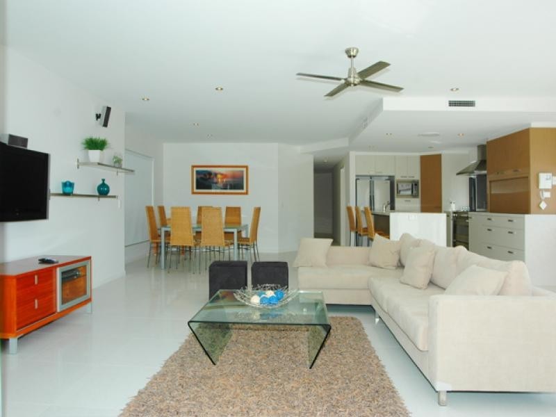 1/21 Ventura Road, Mermaid Beach QLD 4218