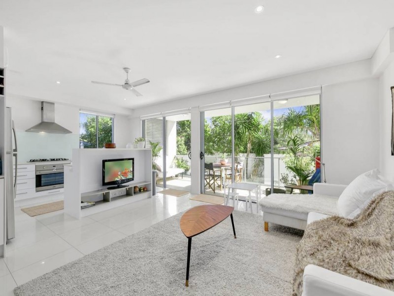 3/10 Tallebudgera Drive, Palm Beach QLD 4221