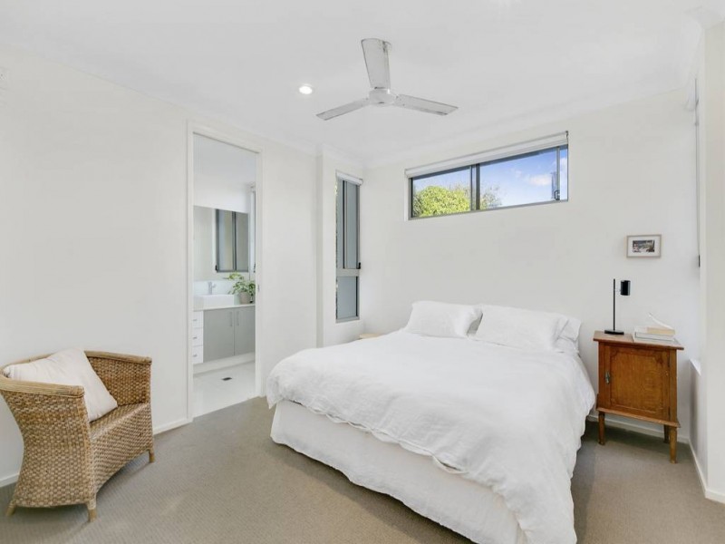 3/10 Tallebudgera Drive, Palm Beach QLD 4221