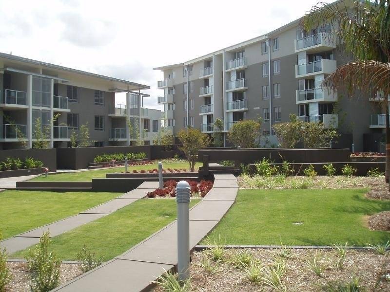 3202/12 Executive Drive, Varsity Lakes QLD 4227