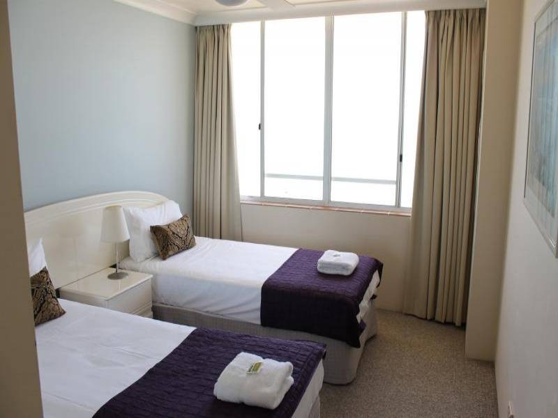 57/30 The Esplanade, Burleigh Heads QLD 4220