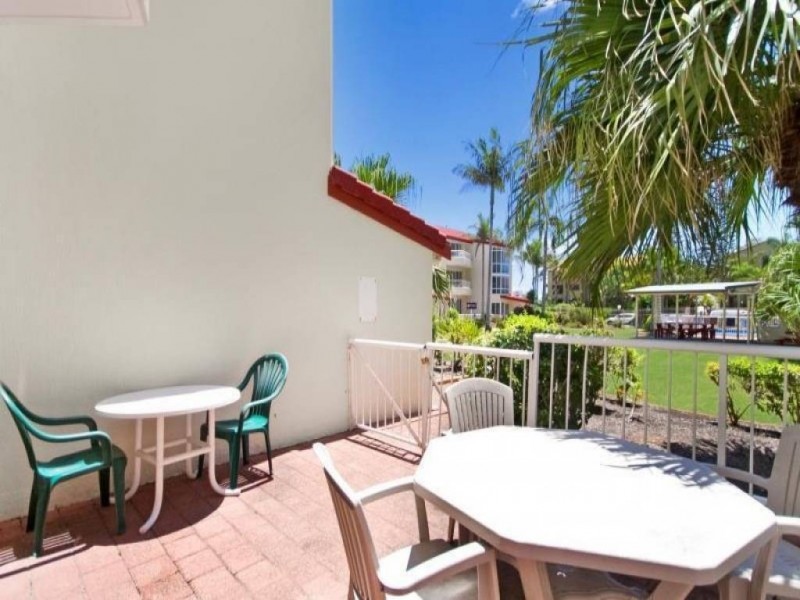 12/1915 Gold Coast Highway, Burleigh Heads QLD 4220