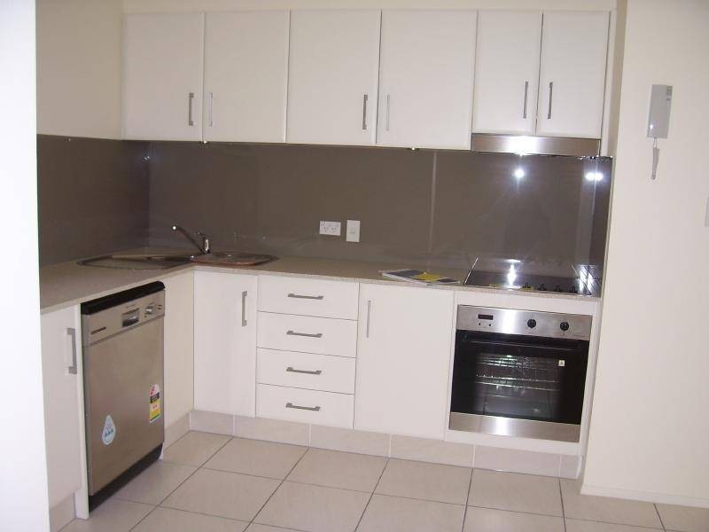 13/2104 Gold Coast Highway, Miami QLD 4220