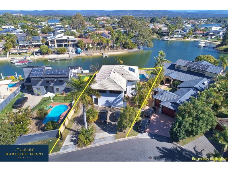 36 Conifer Crescent, Broadbeach Waters QLD 4218