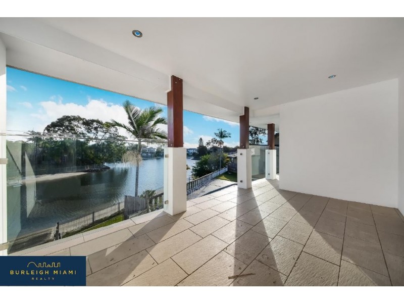 36 Conifer Crescent, Broadbeach Waters QLD 4218