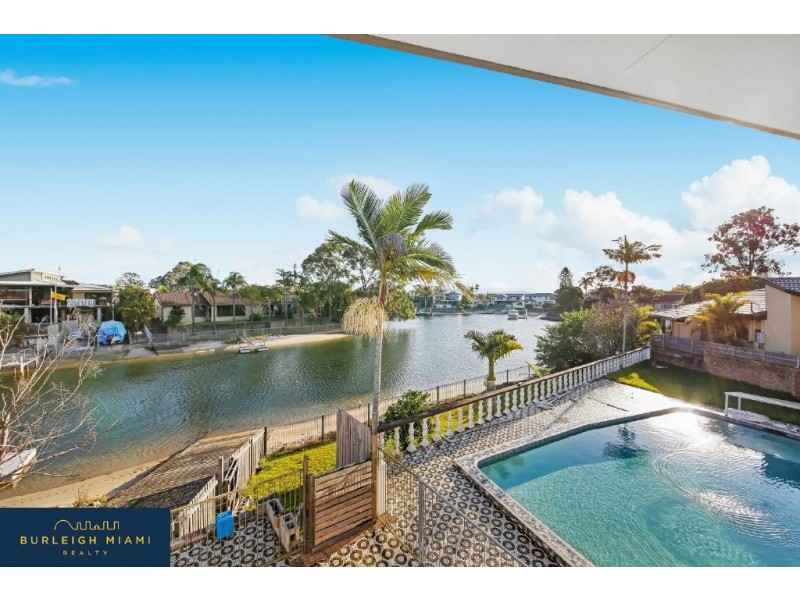 36 Conifer Crescent, Broadbeach Waters QLD 4218