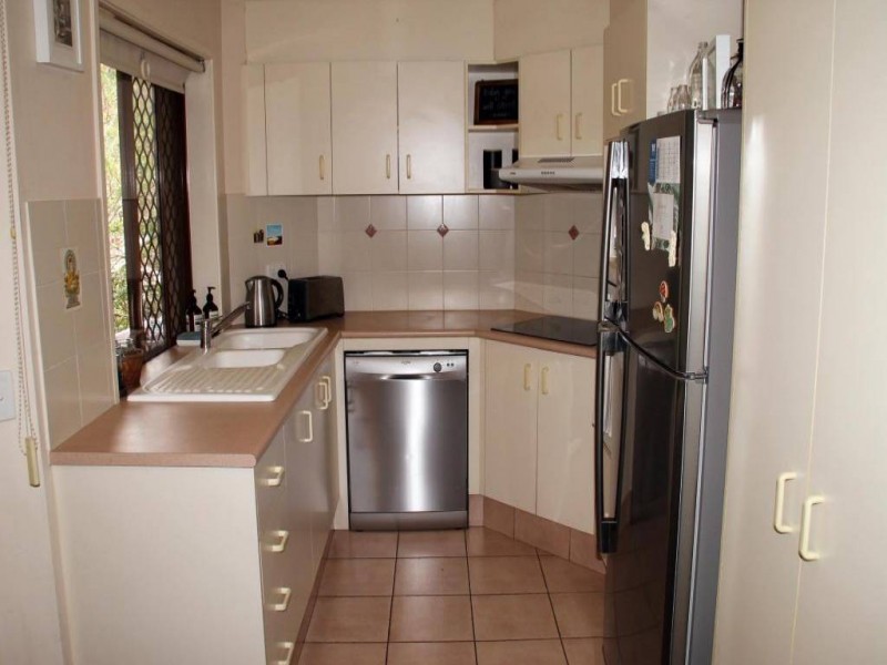 7/1 Burrabee Street, Burleigh Heads QLD 4220