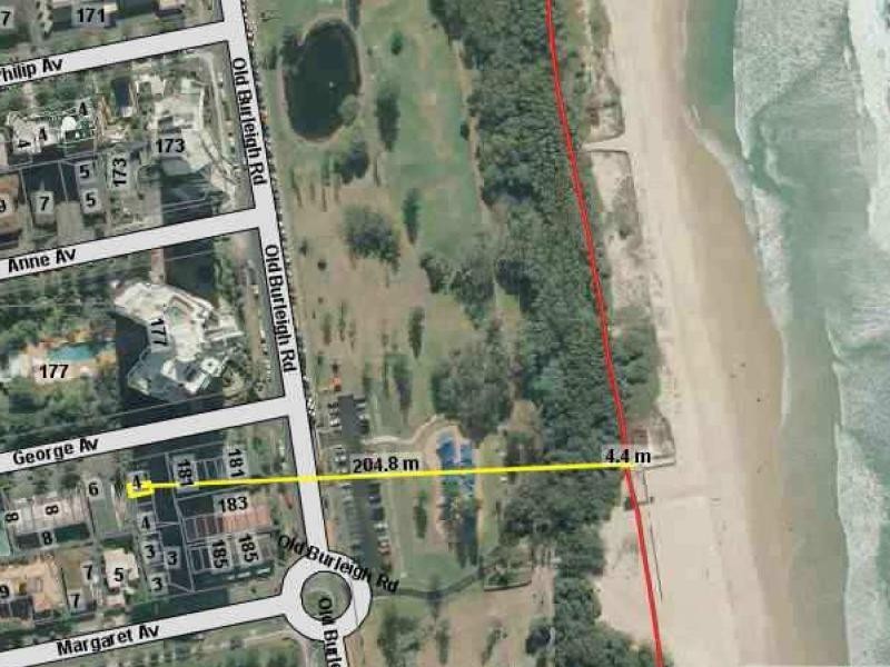 2/4 George Ave, Broadbeach QLD 4218