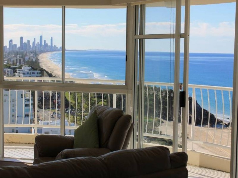 19E/238 The Esplanade, Miami QLD 4220