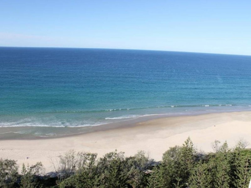 19E/238 The Esplanade, Miami QLD 4220