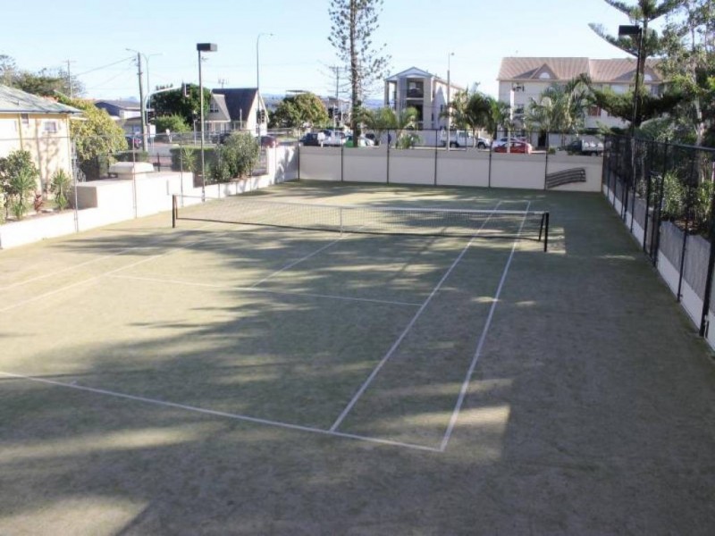 19E/238 The Esplanade, Miami QLD 4220