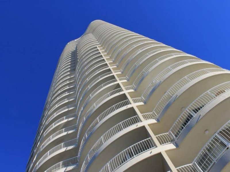 19E/238 The Esplanade, Miami QLD 4220