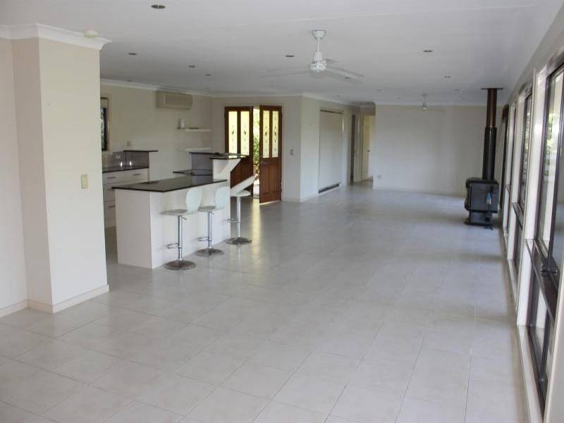 7 Reynella Road, Tallebudgera QLD 4228