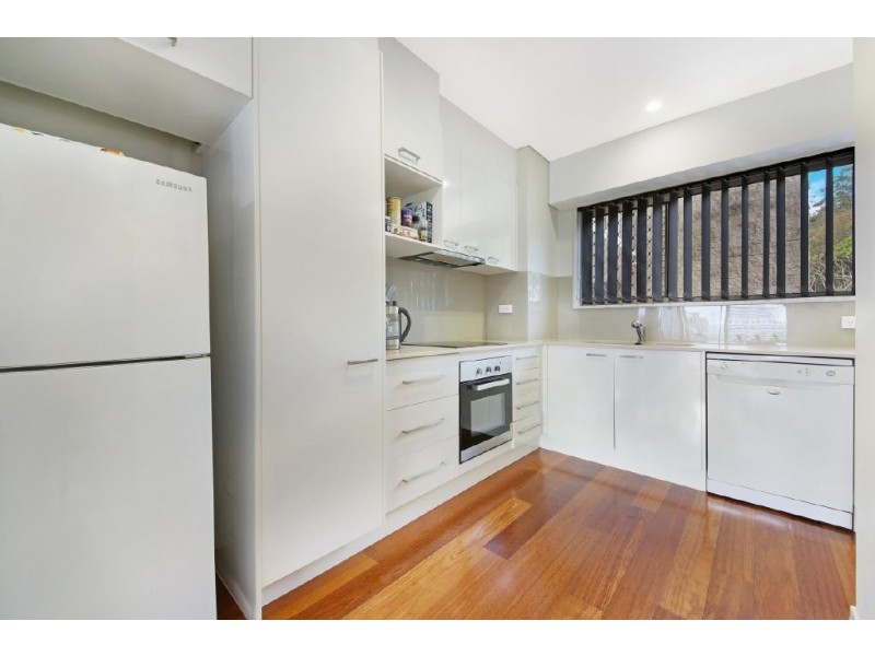 20/2 Goodwin Terrace, Burleigh Heads QLD 4220