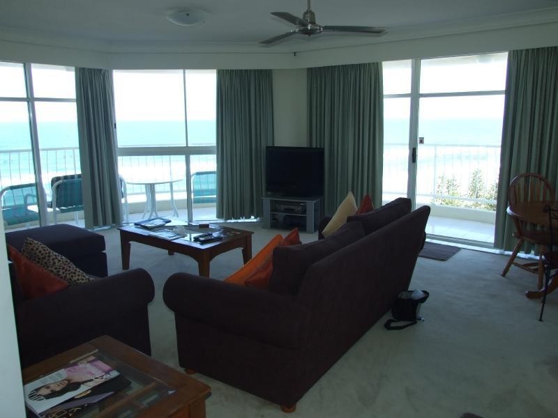 13D/238 The Esplanade, Burleigh Heads QLD 4220