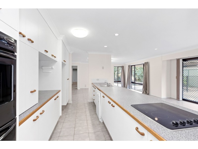 134 Glen Eagles Drive, Robina QLD 4226