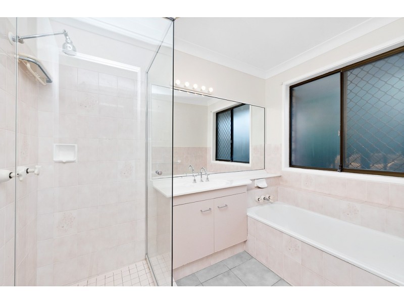 134 Glen Eagles Drive, Robina QLD 4226