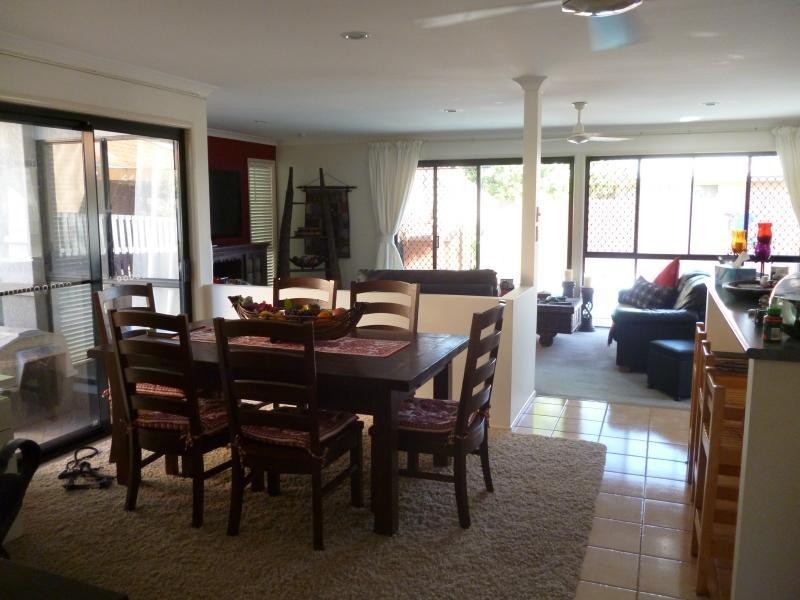 20 Gardendale Crescent, Burleigh Waters QLD 4220