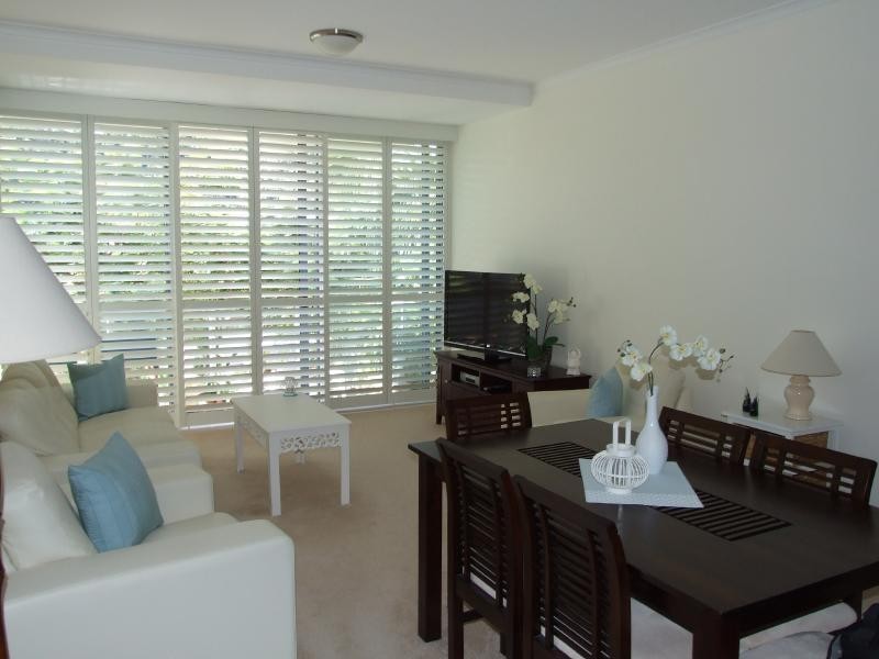 2046/1 Ocean Street, Burleigh Heads QLD 4220