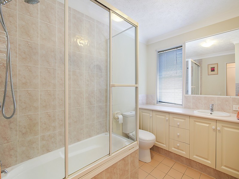 14/16 Djerral Avenue, Burleigh Heads QLD 4220