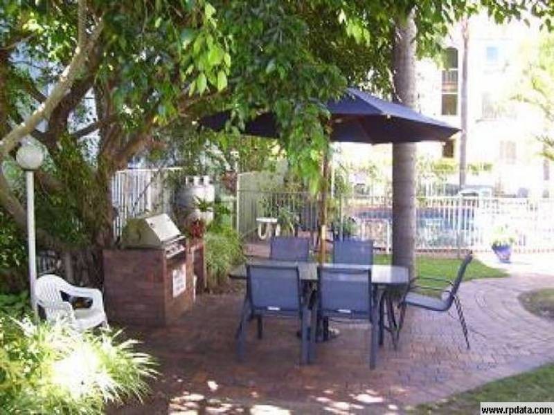 27/1899 Gold Coast Highway, Burleigh Heads QLD 4220