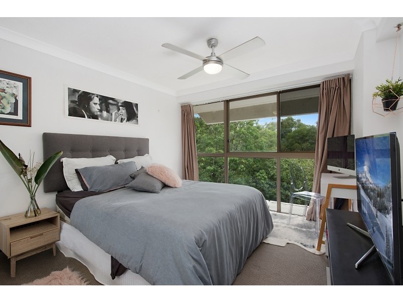24/45 Hayle Street, Burleigh Heads QLD 4220