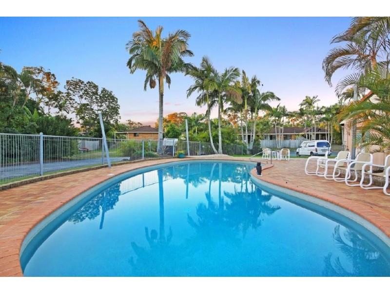 29/12 Landau Court, Miami QLD 4220