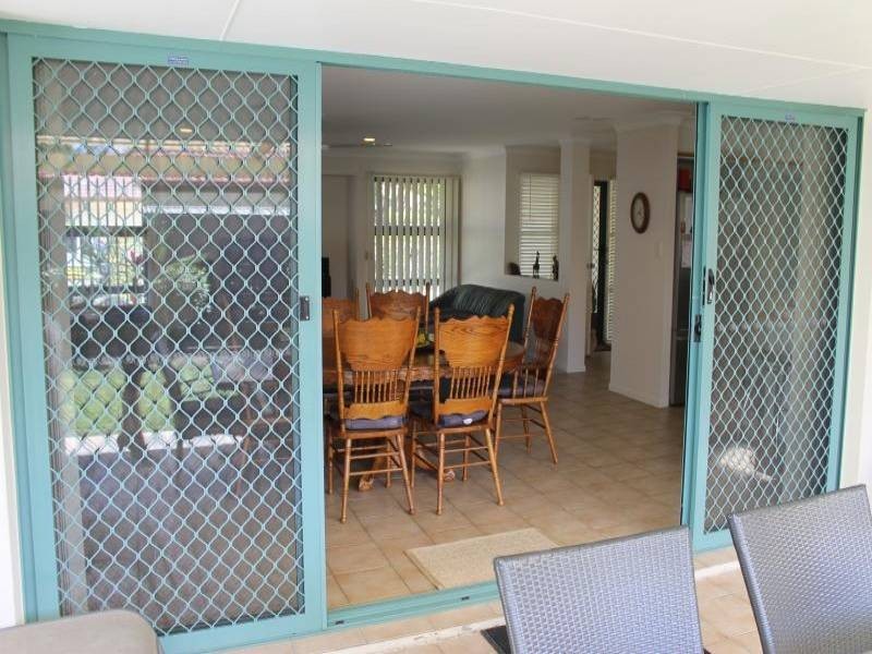 77 Seville CCT, Burleigh Waters QLD 4220