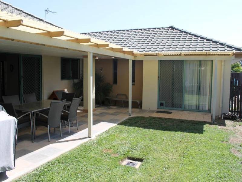 77 Seville CCT, Burleigh Waters QLD 4220