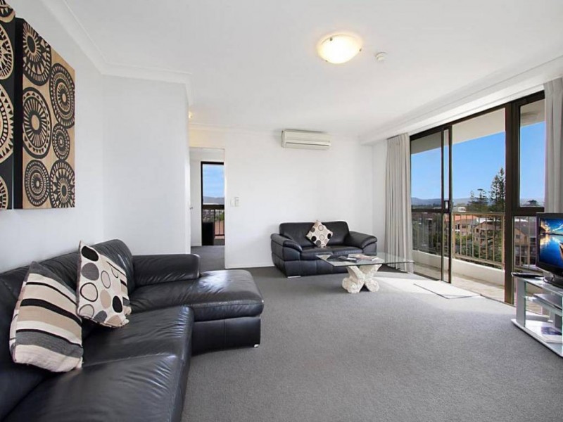 22/4-6 Britannia Avenue, Broadbeach QLD 4218