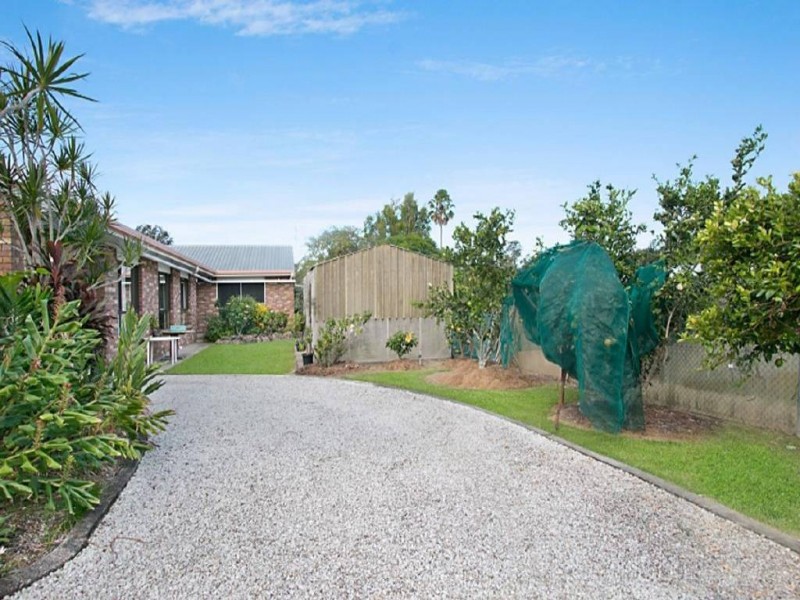 34 Larch Street, Tallebudgera QLD 4228