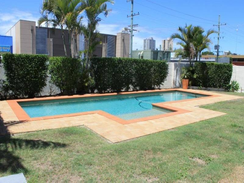 1 Warrina Crescent, Burleigh Heads QLD 4220