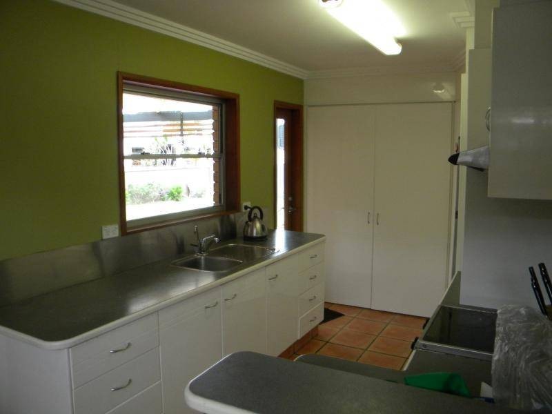 7 Joy Avenue, Burleigh Waters QLD 4220