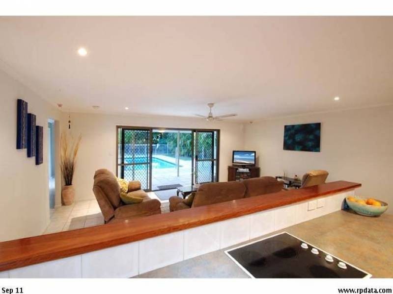 124 Burleigh Street, Burleigh Waters QLD 4220