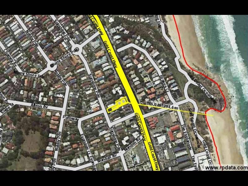 10/1976 Gold Coast Highway, Miami QLD 4220