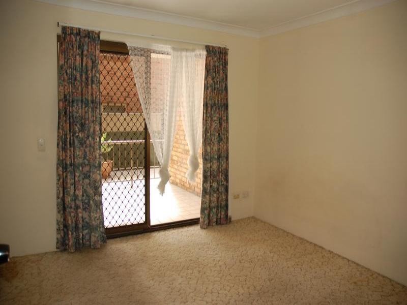 2/1933 Gold Coast Hwy, Burleigh Heads QLD 4220