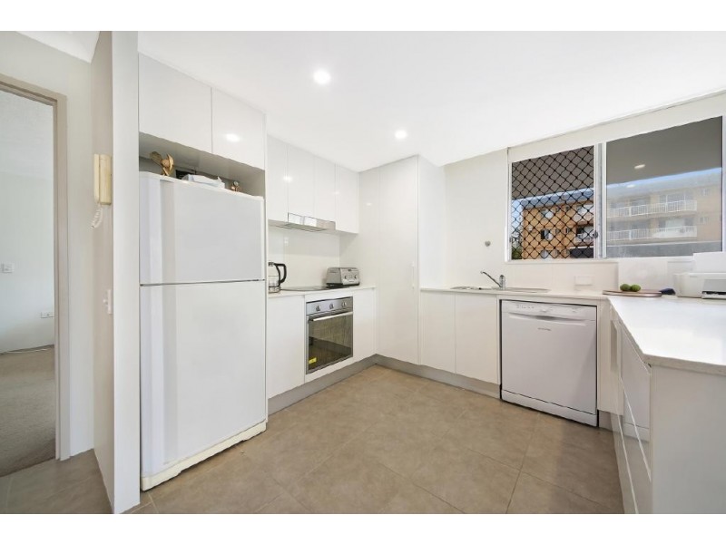 3/4 Montana Road, Mermaid Beach QLD 4218