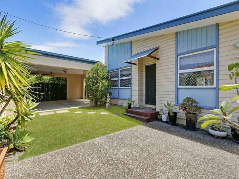 24 Symonds Road, Burleigh Heads QLD 4220