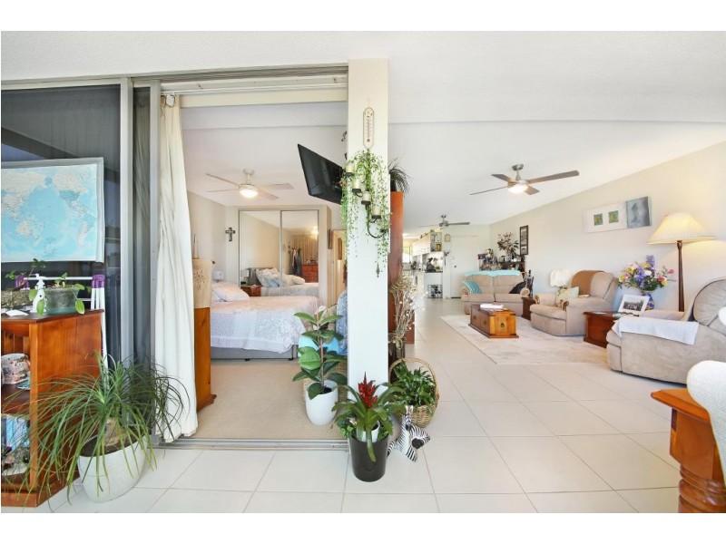 26/22 Goodwin Terrace, Burleigh Heads QLD 4220