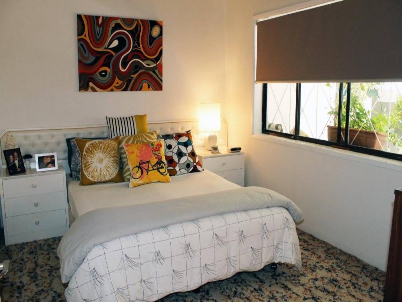 1/23 Jubilee Avenue, Broadbeach QLD 4218