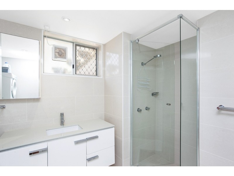 1/109 Albatross Avenue, Mermaid Beach QLD 4218