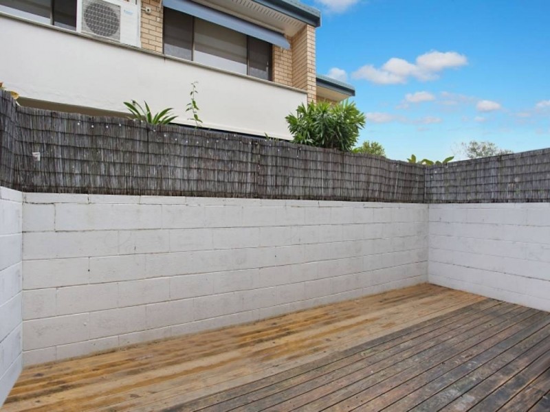 6/5 Aquila Court, Mermaid Waters QLD 4218