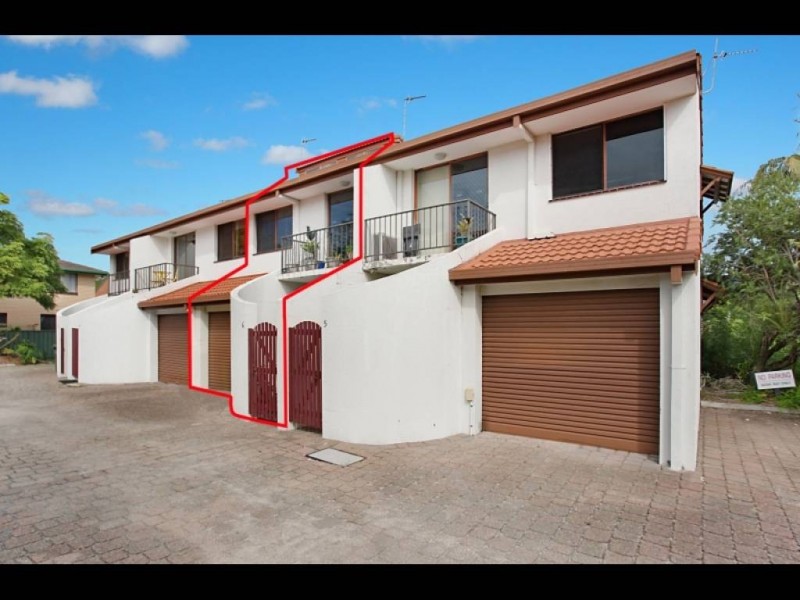6/5 Aquila Court, Mermaid Waters QLD 4218