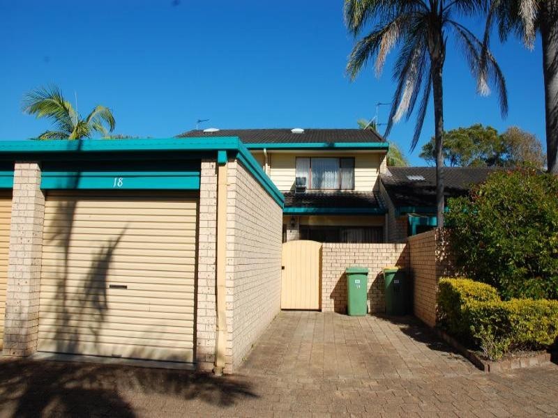 18/14 Shrike Crt, Burleigh Waters QLD 4220