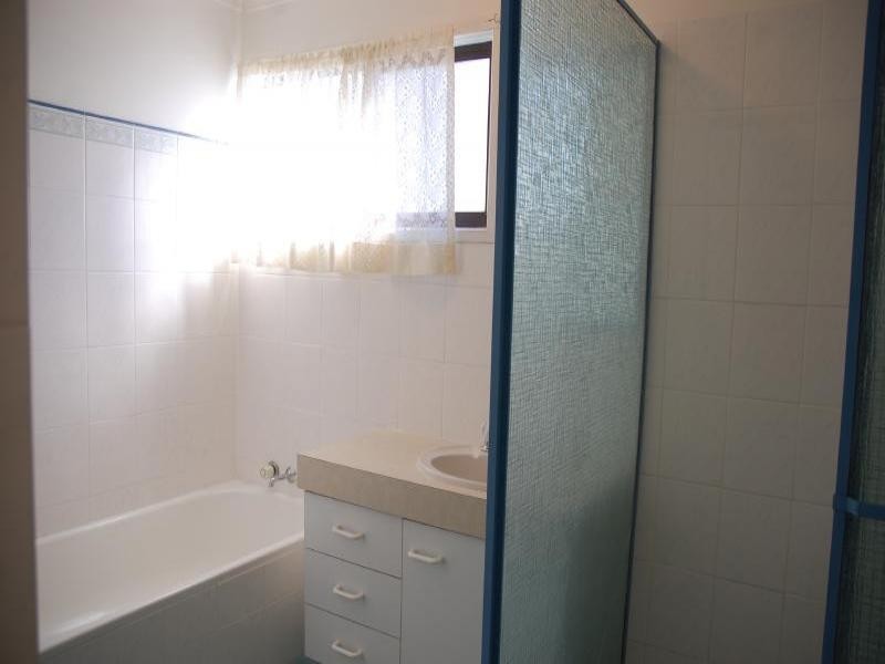 18/14 Shrike Crt, Burleigh Waters QLD 4220
