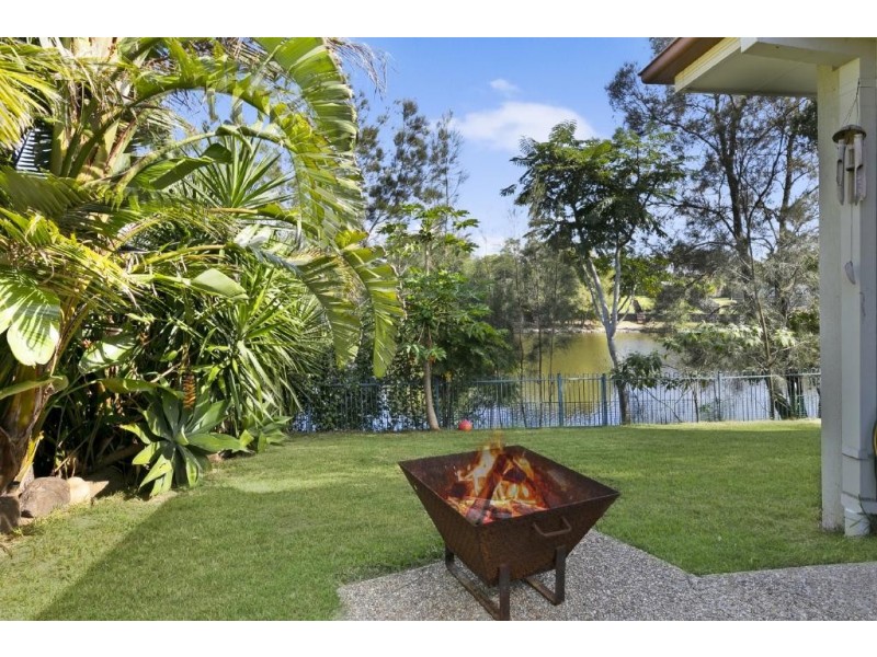 32 A Lakes Circuit, Burleigh Waters QLD 4220