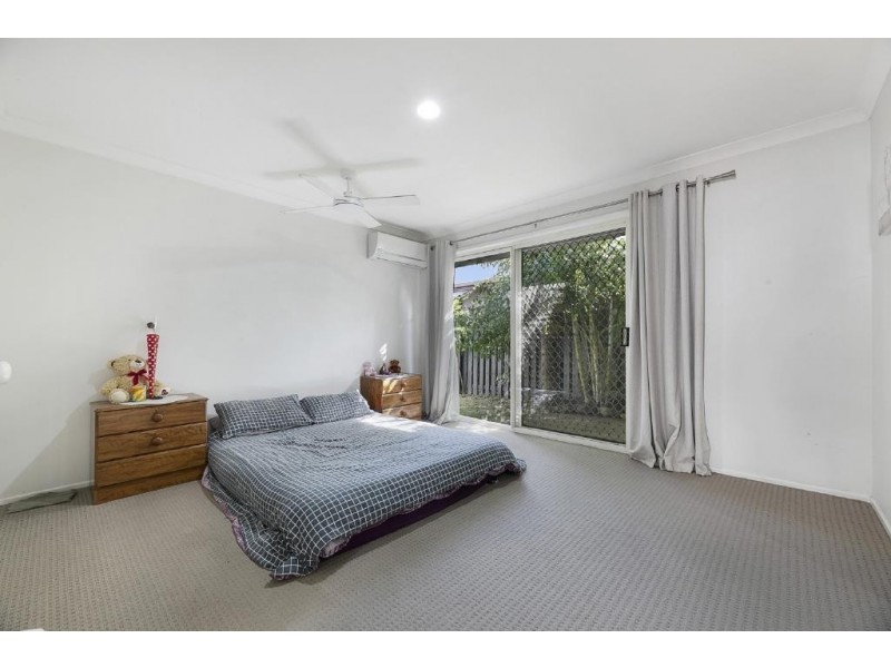 32 A Lakes Circuit, Burleigh Waters QLD 4220